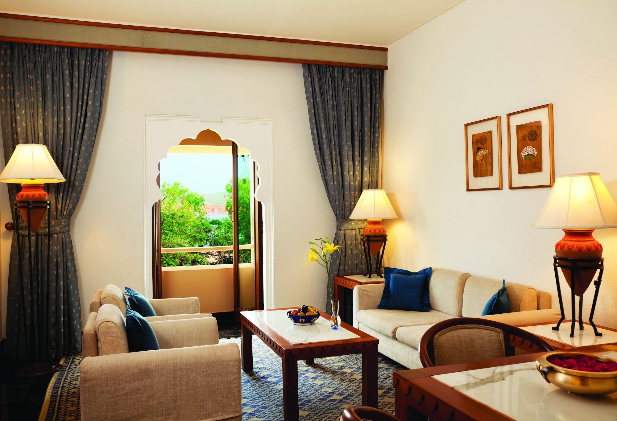 فندق ترايدنت جايبور المظهر الخارجي الصورة A suite at the Taj Mahal Palace