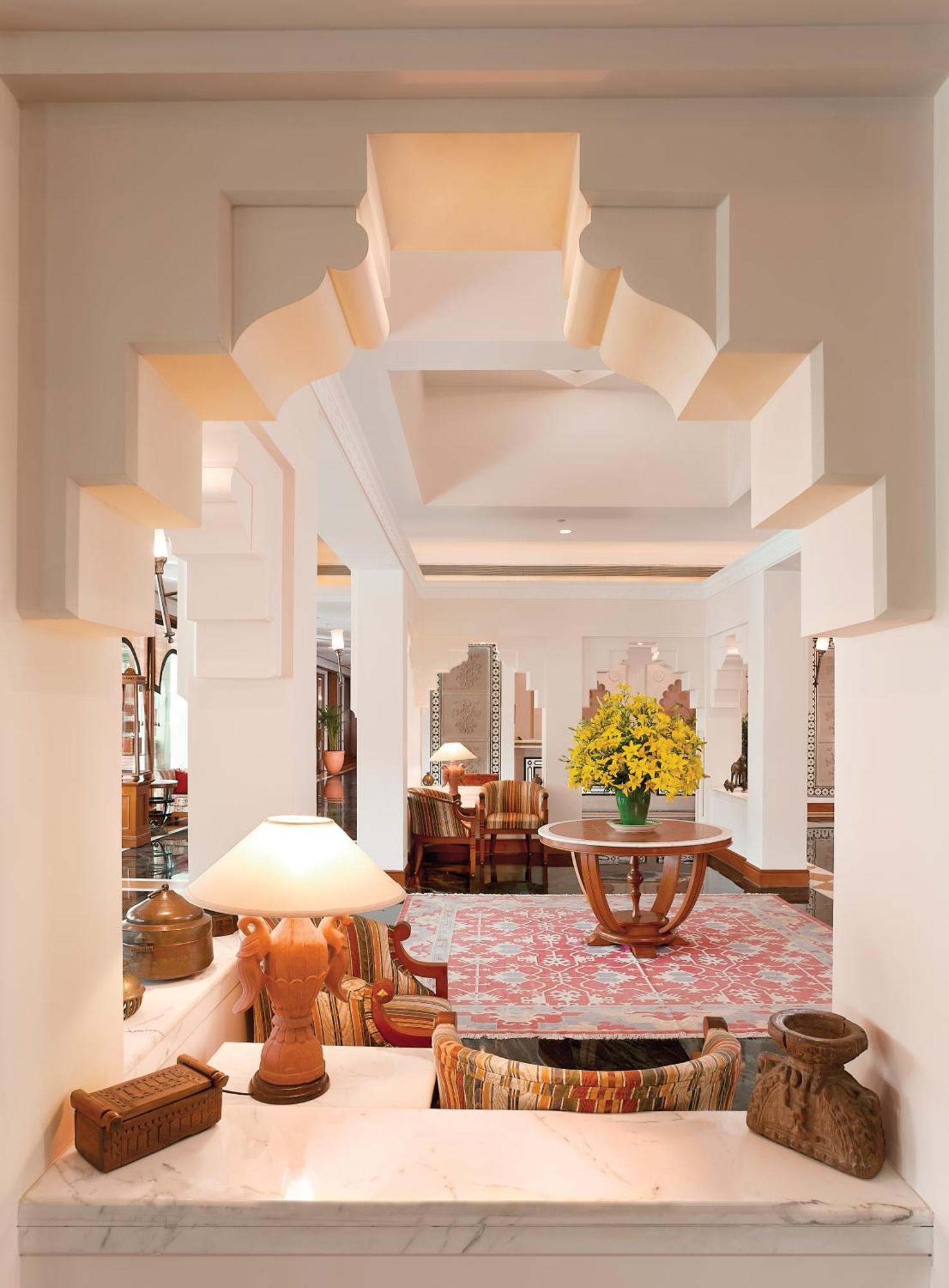 فندق ترايدنت جايبور المظهر الخارجي الصورة The lobby of the Taj Bengal